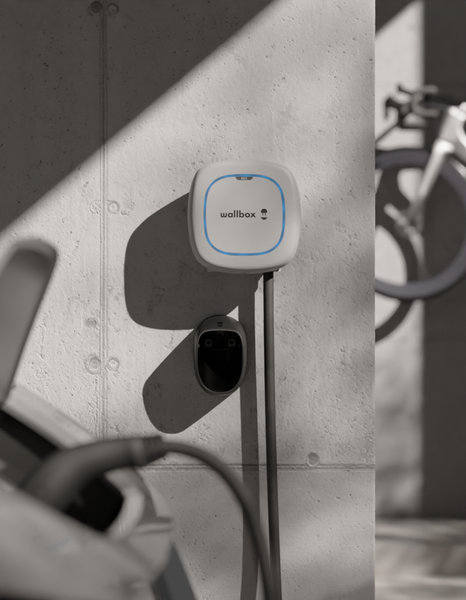 Зарядна станція Pulsar Max Wallbox 32А 3Ф 400В 22 кВт біла з роз'ємом Тype 2 з кабелем 5м PLP4-0-2-4-9-001 PLP4-0-2-4-9-001 фото