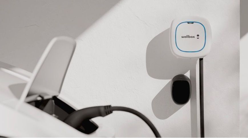 Зарядна станція Pulsar Max Wallbox 32А 3Ф 400В 22 кВт біла з роз'ємом Тype 2 з кабелем 5м PLP4-0-2-4-9-001 PLP4-0-2-4-9-001 фото